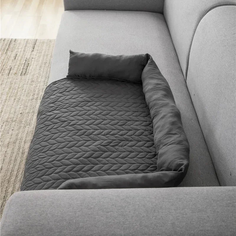 Water Repellent Pet Sleeping Mat &amp; Furniture Protector
