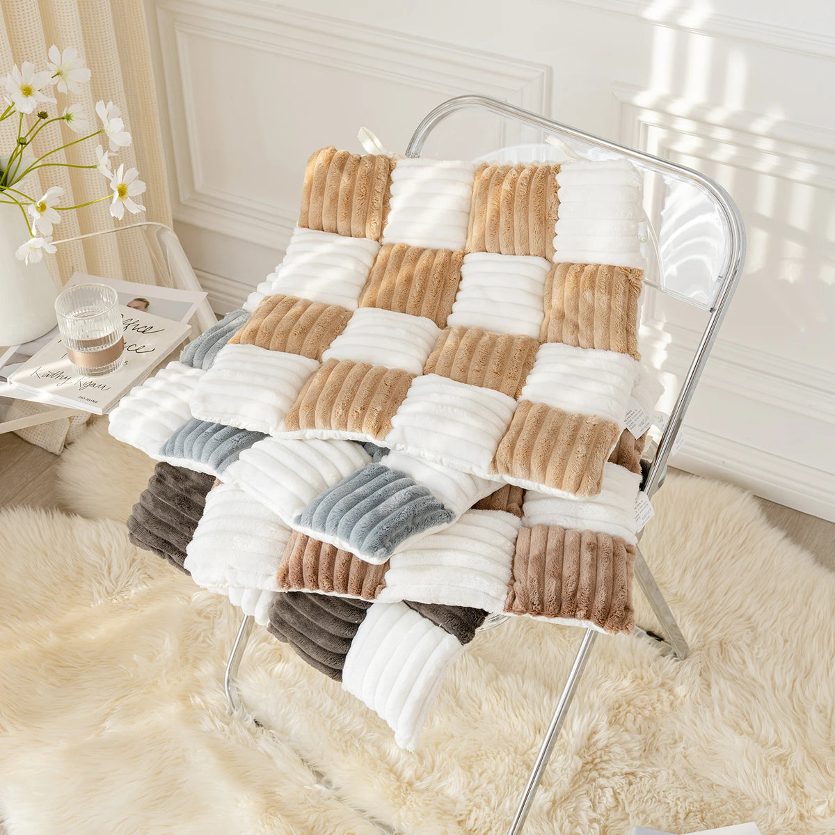Cream-Coloured Soft Pet Couch Cover